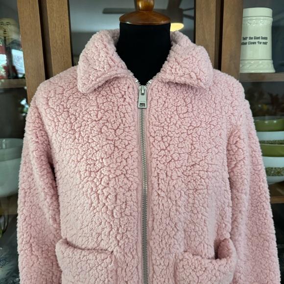 Women’s Levi’s Pastel Pink Sherpa Zip Coat - Picture 7 of 7